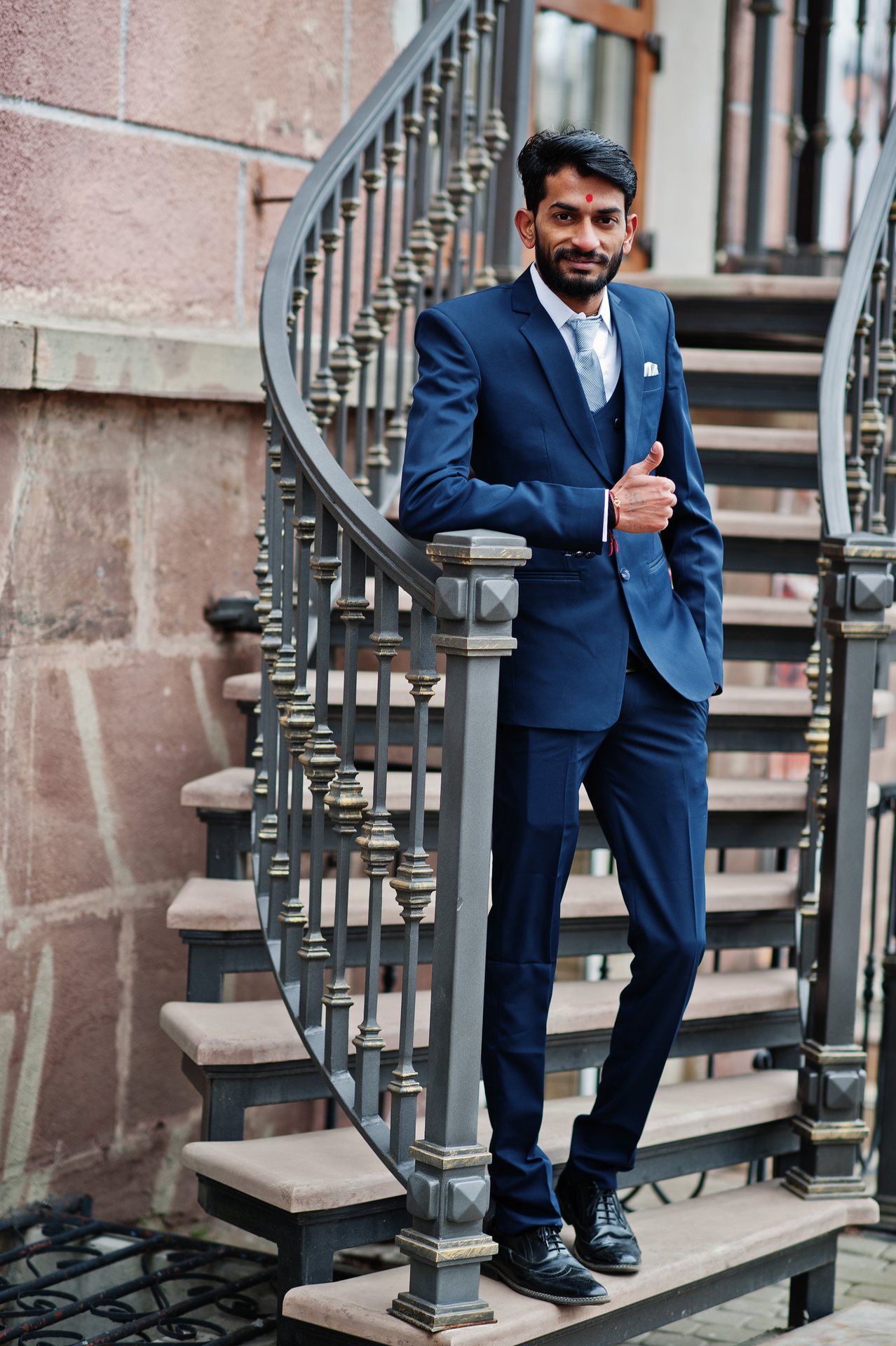Bespoke suit tailored by Decent Tailor Ahmedabad